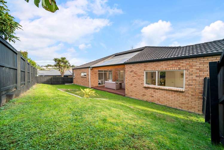 115 Kyle Road Greenhithe_14