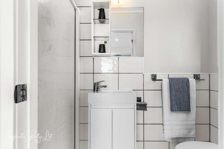 7 Hebe Lane Maungaturoto_16