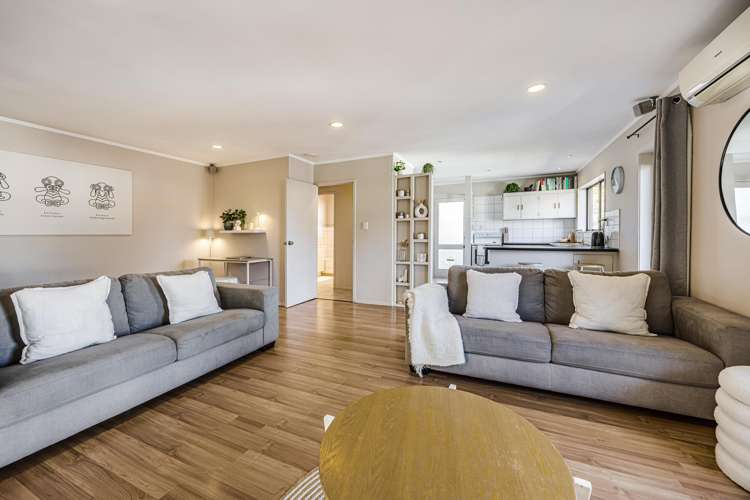 1/22 Beaumaris Way Conifer Grove_7