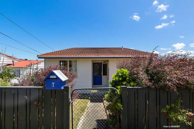 7 Tukanae Street Strathmore Park_3