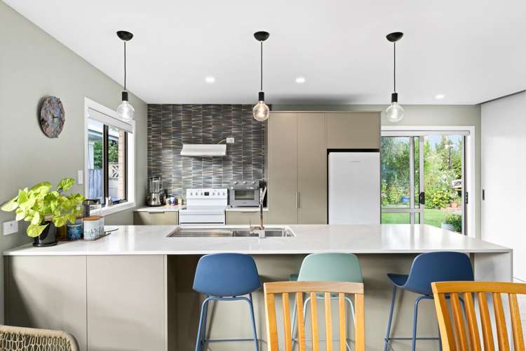 329 Westminster Avenue Tamatea_7