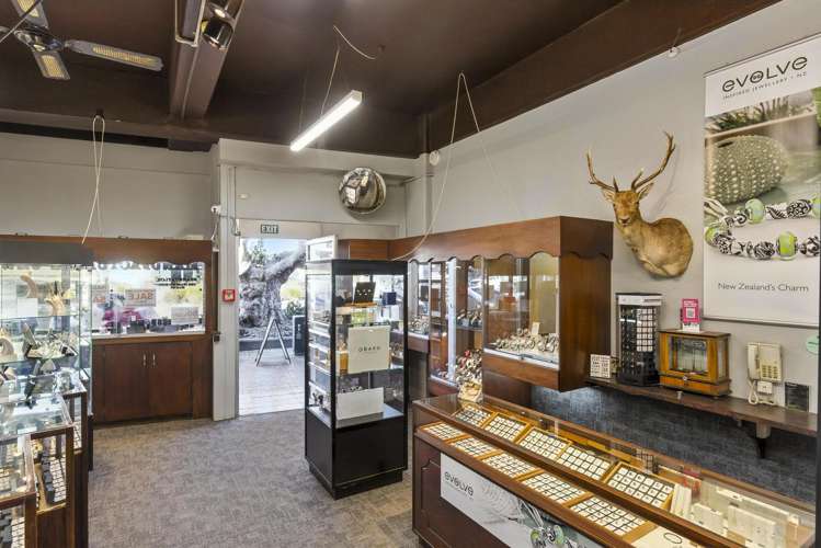 167-169 Oxford Street Levin_22