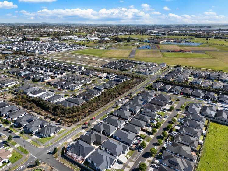 4 Silver Beech Street Takanini_35