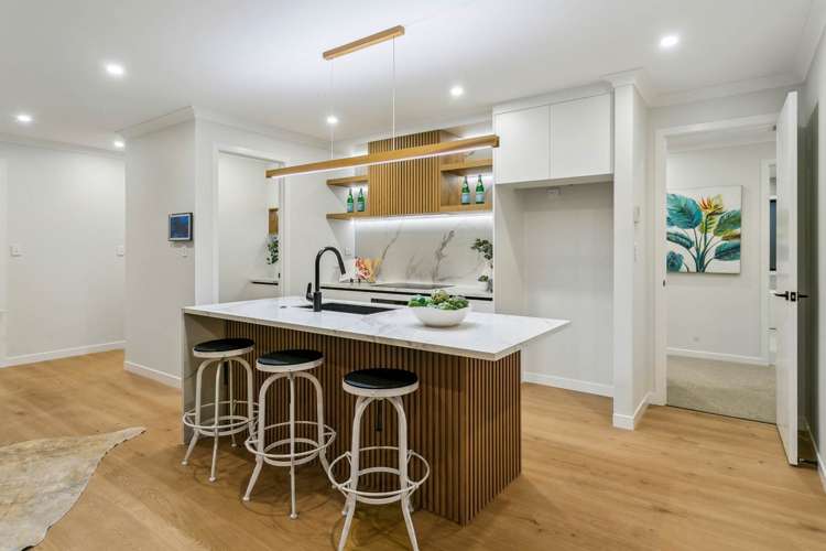 5 Tipu Crescent Wainui_1