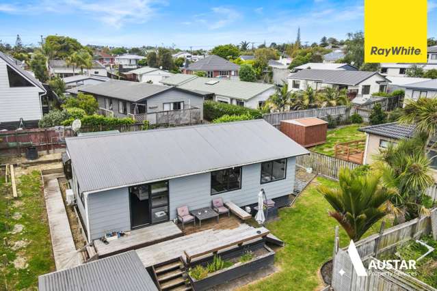 Welcome Home to 2/20 Kamara Road, Glen Eden