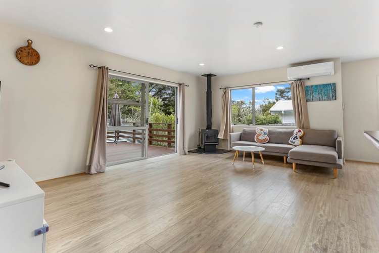 57a Riverpark Crescent Henderson_16