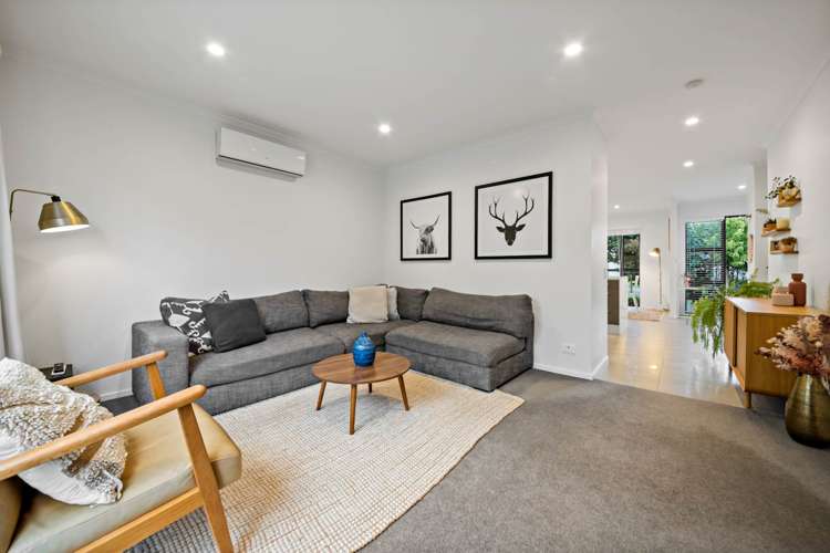 10 Arthur Rolfe Lane Swanson_5