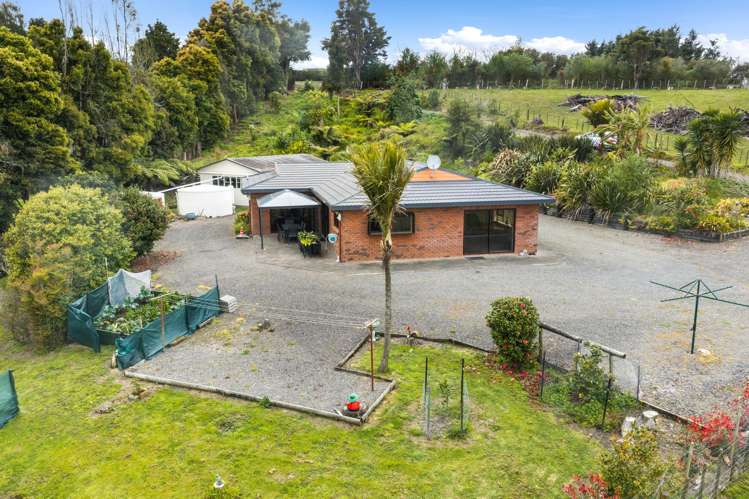 136 Knight Road Ruatangata West_35