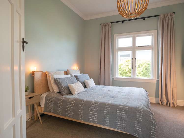 12 Wamphray Street Nightcaps_6