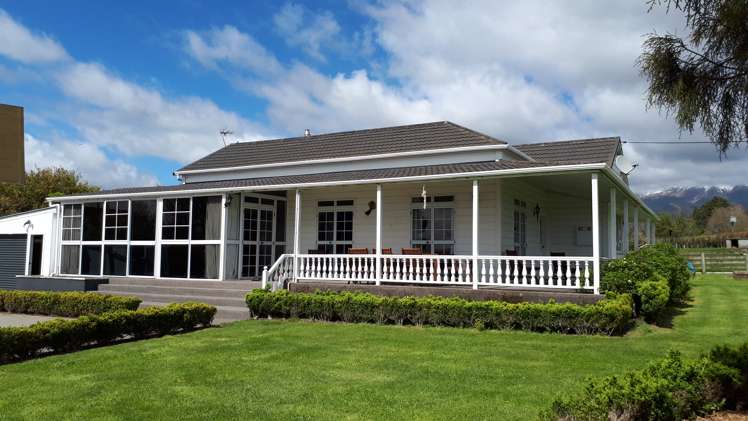 1971 Egmont Road Kaimiro_3