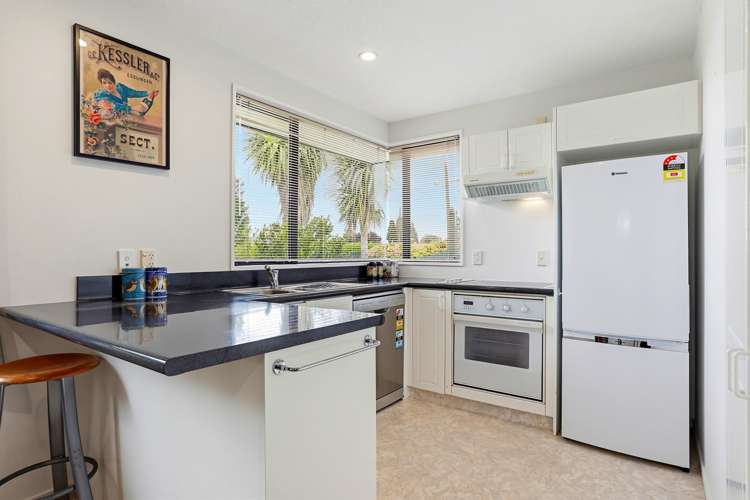 1B Coleman Place Darfield_2