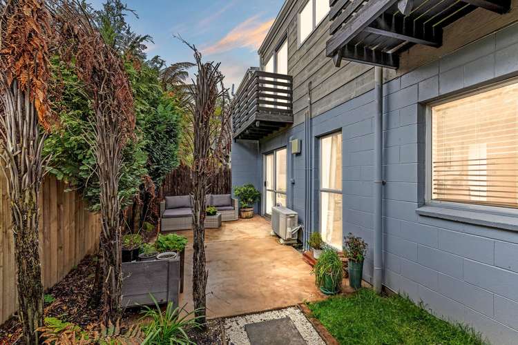 2/47 Trafalgar Street_0