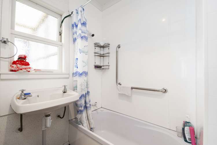 7 Lanark Street Tokoroa_9