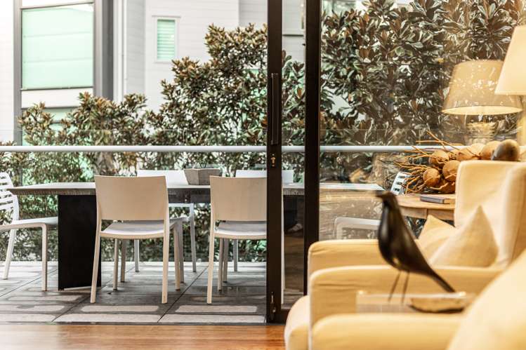 70 Scarborough Terrace Parnell_8