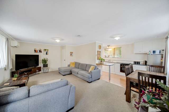 2/136 Buckland Road Mangere East_1