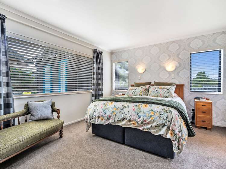 52 Paul Street Pukehangi_11