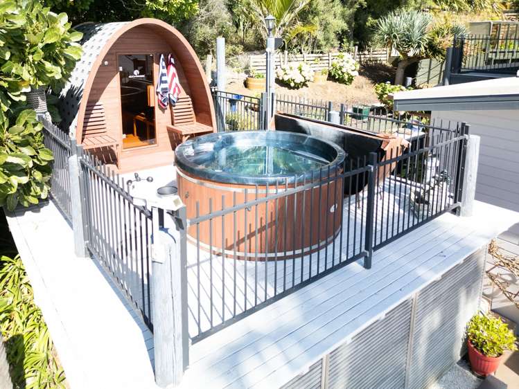 6577 Pouto Road Pouto_19