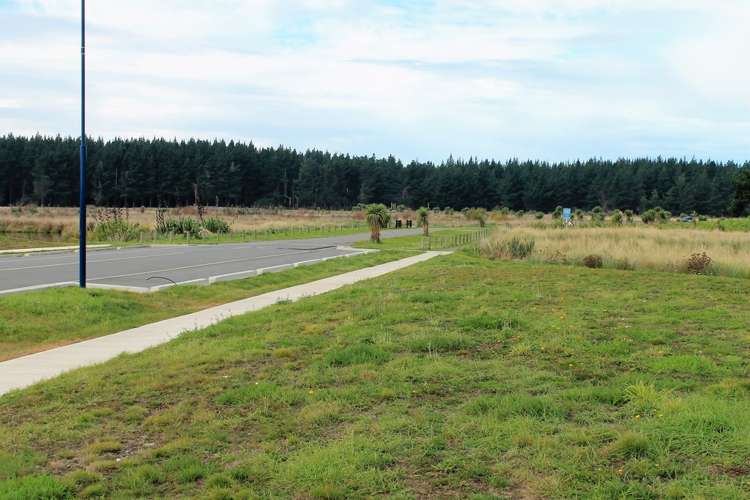 82 Tiritiri Moana Drive Pegasus_6