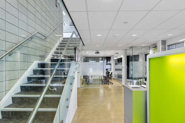 154 Centreway Road Orewa_1