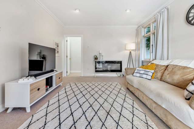 8 Cochrane Street Fairy Springs_2