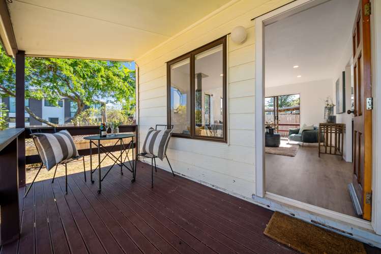 4 De Quincey Terrace Highland Park_22