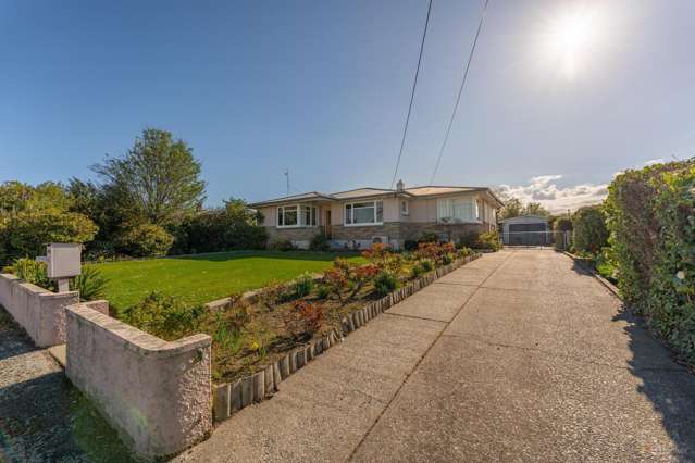Well maintained, tenants looking to stay!