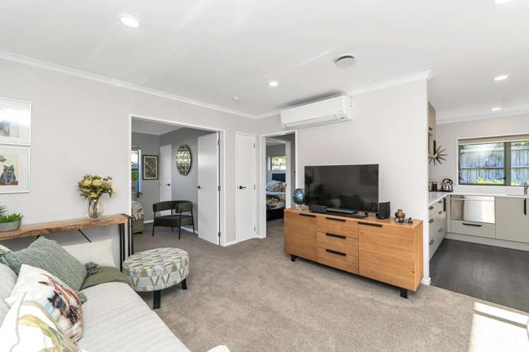 71/42 Main Road Tawa_9