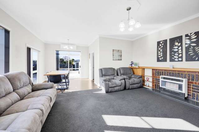 114 Glover Road Hawera_4