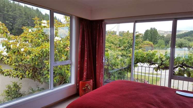 11 Hopkins Street Luggate_7