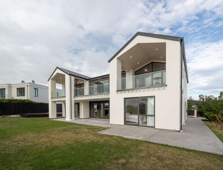 2 Inverness Lane Redcliffs_24