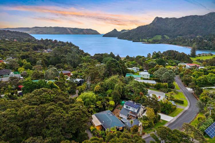 37 Upland Road Huia_2
