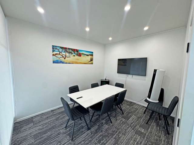 Unit B/358 Beach Road Mairangi Bay_2
