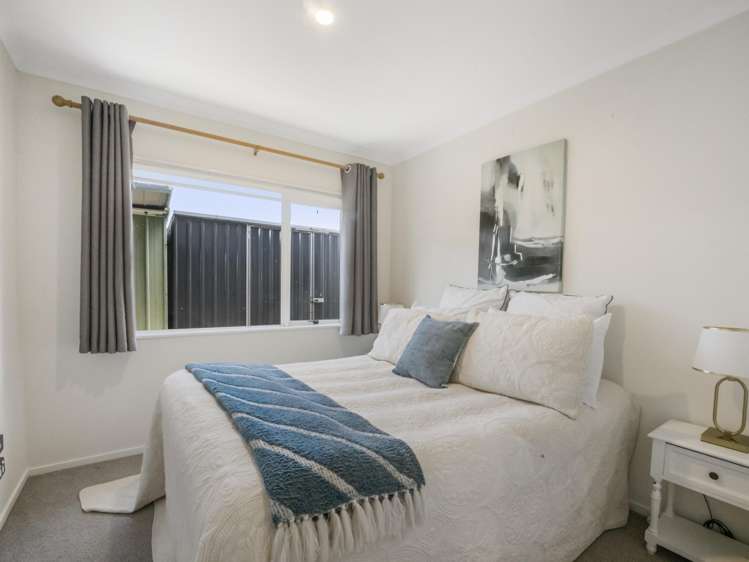 27 Teelin Place Flat Bush_13
