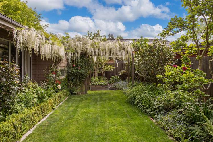 112 Englefield Road Northwood_1