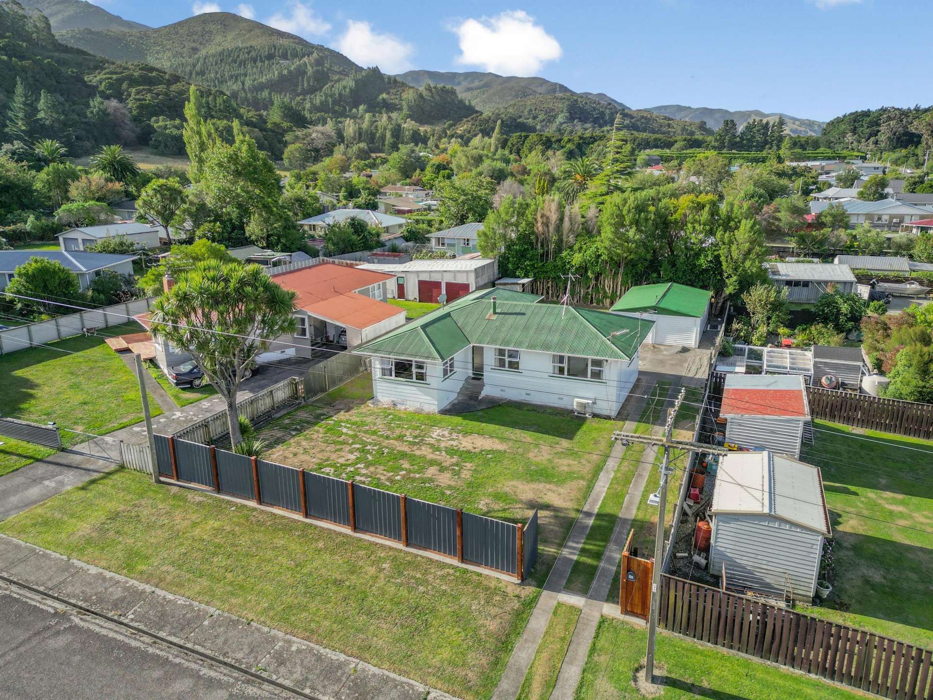 15 Harrison Street West Featherston_0