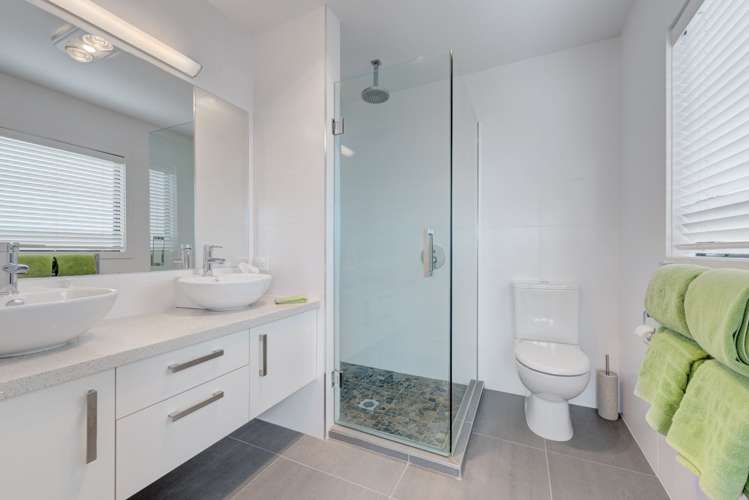 41 Constellation Avenue Beachlands_13