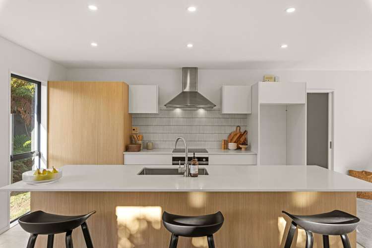 138 Barrington Street Somerfield_8