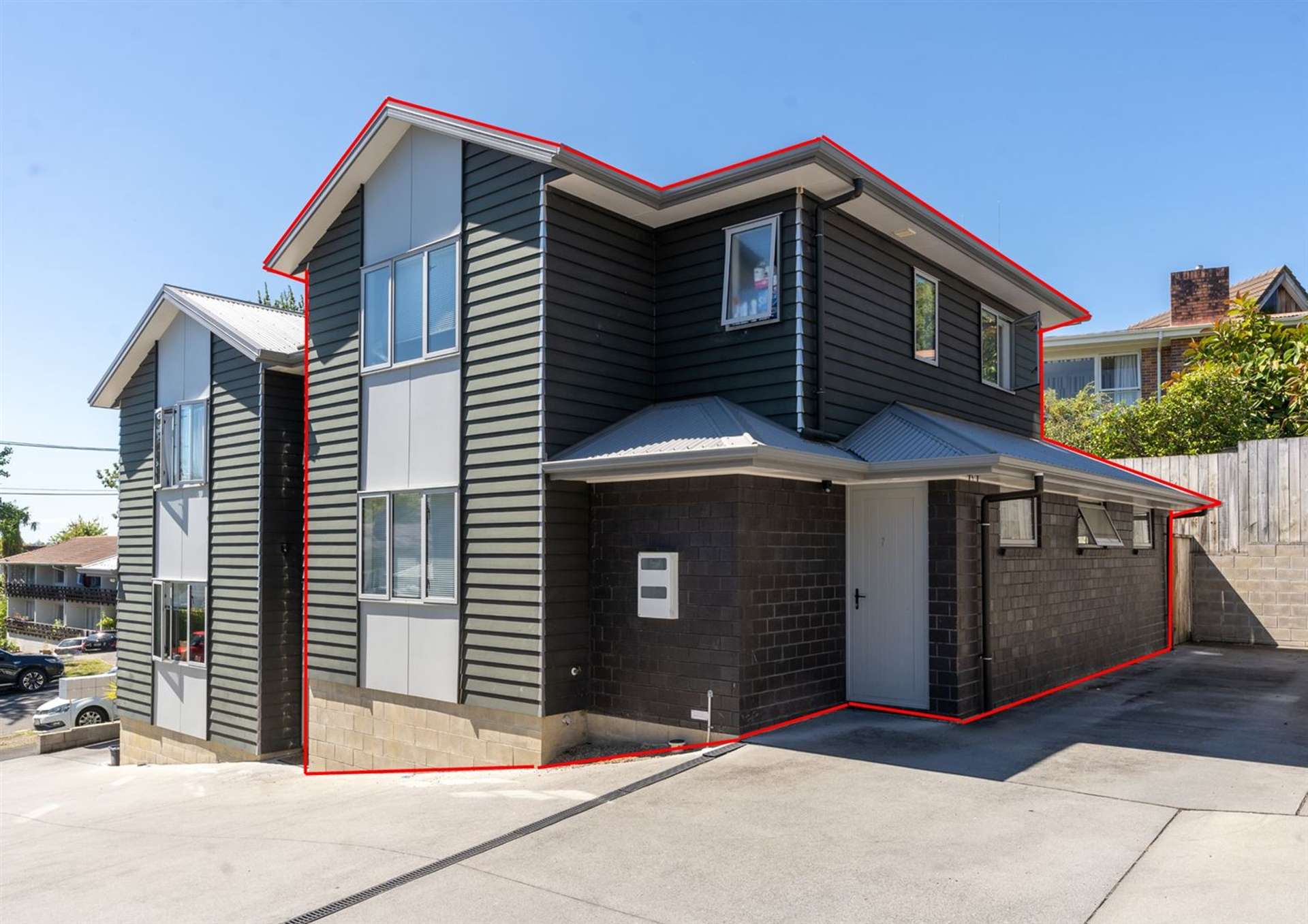 2/30 Hunter Street Hamilton Lake_0