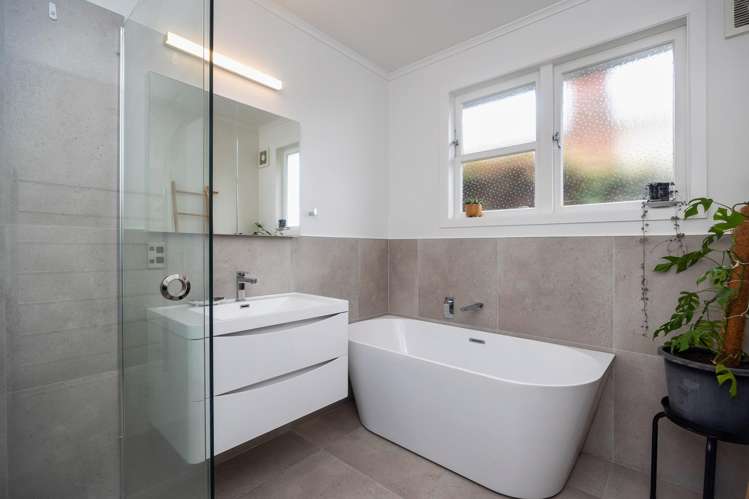 12 Pickens Crescent Mount Albert_17