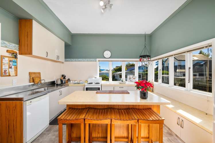 2 Brewer Street Blenheim Central_8