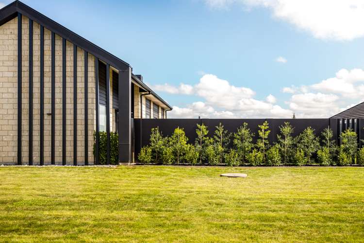 8 Baxter Michael Crescent Cambridge_23