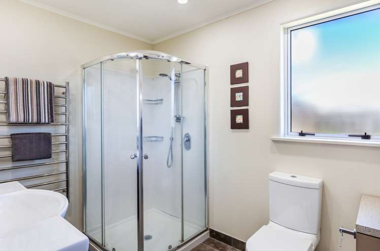 52 Whakaroa Road Kinloch_13