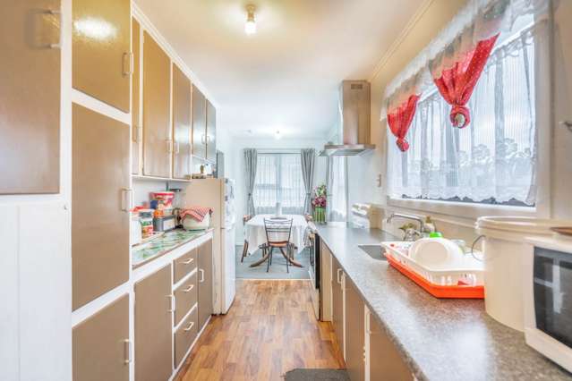 22 Laxon Avenue Otara_4