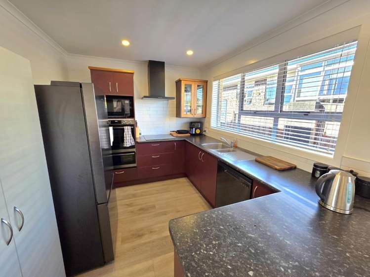 45 Clifton Drive 10858_3