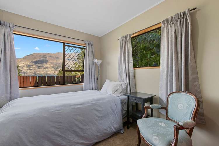 11 Evergreen Place Fernhill/Sunshine Bay_9