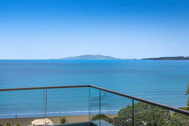 Large Penthouse Apartment for Sale Orewa