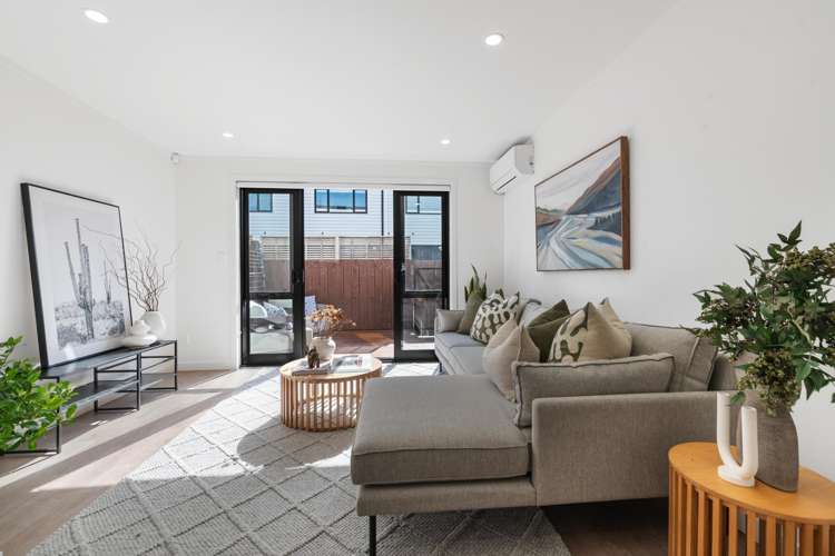 2/3 Rimu Road Mangere Bridge_6