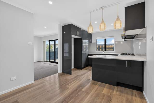 Contemporary Comfort with Convenience