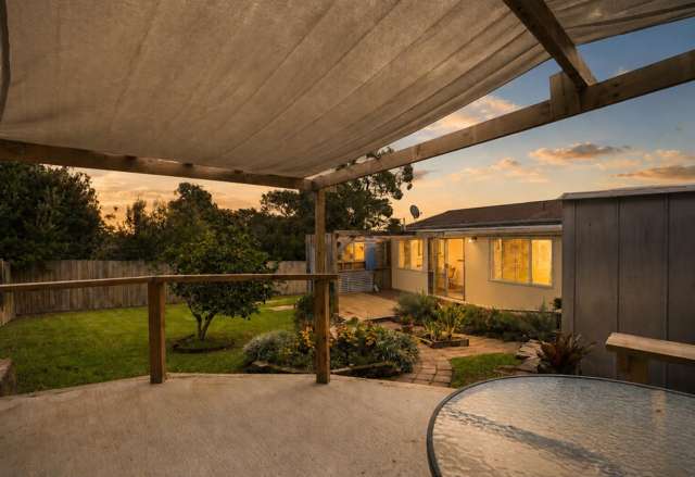 4 Brian Crescent Stanmore Bay_3