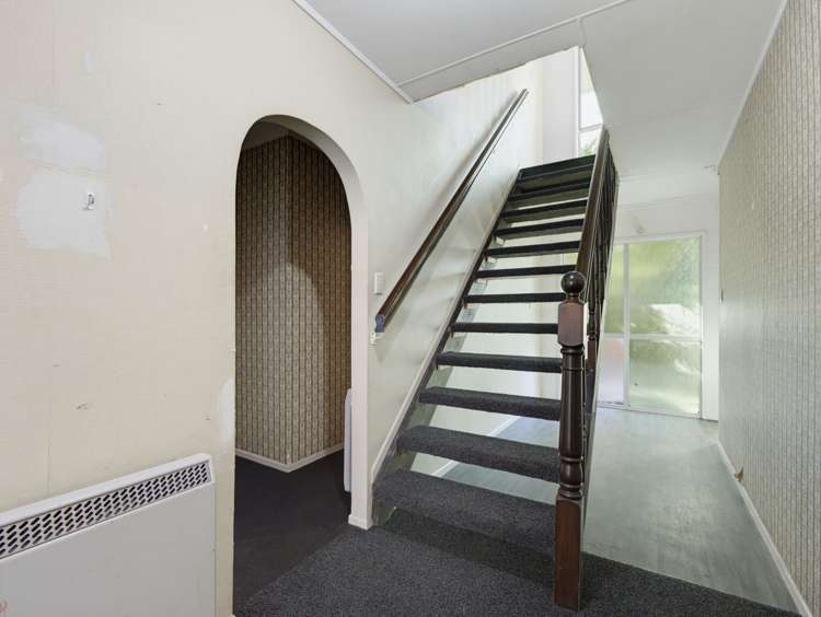 15A Russell Crescent Western Heights_13